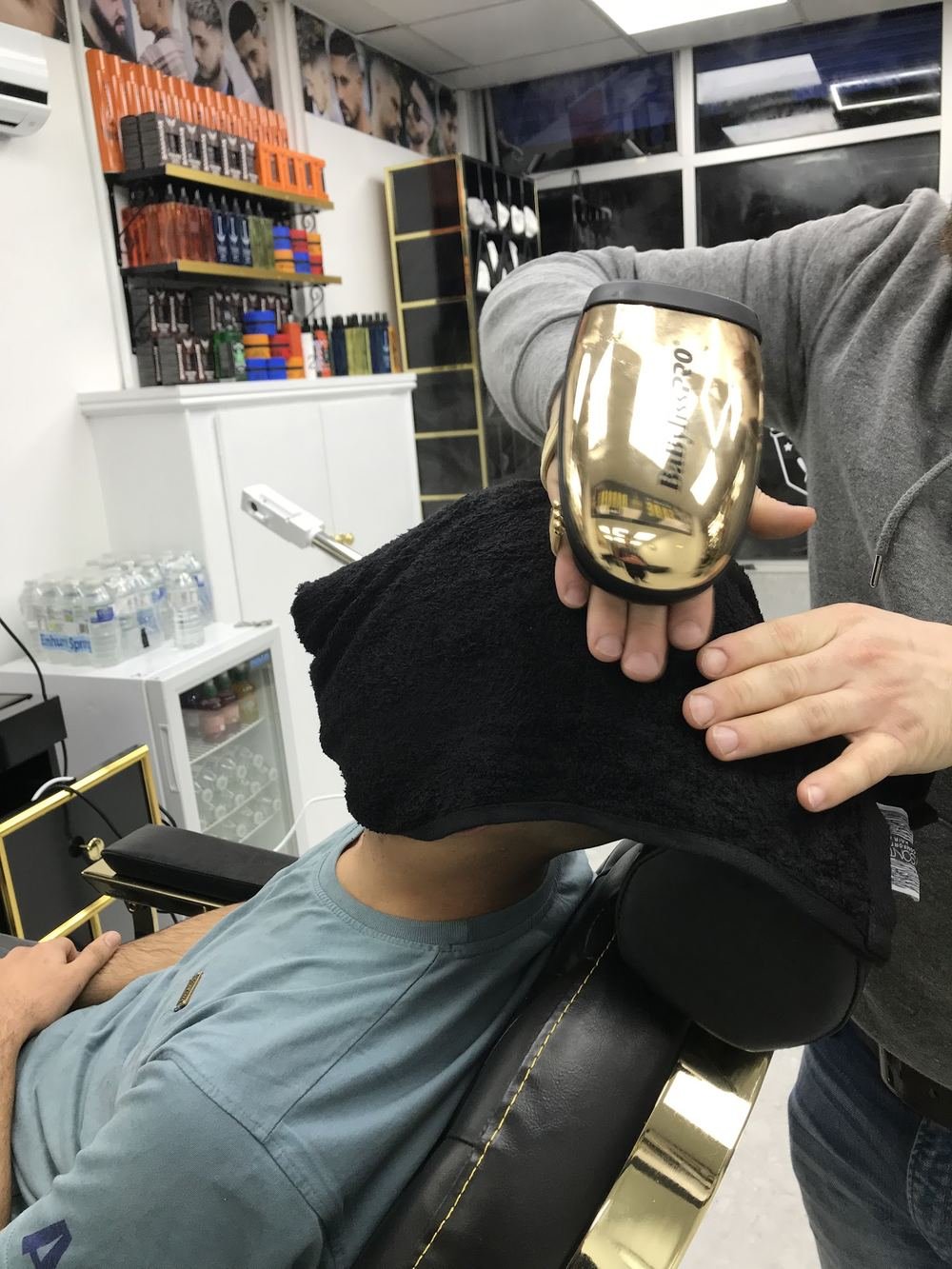 Towel treatment at the end of a cut